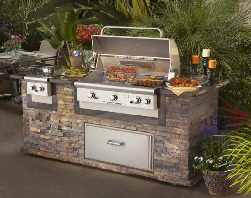 Best Built In Gas Grill 2021: Top Brands Review - DADONG