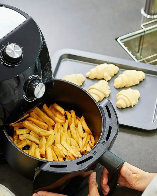 NuWave Oven Vs Air Fryer (Full Guide) - DaDong